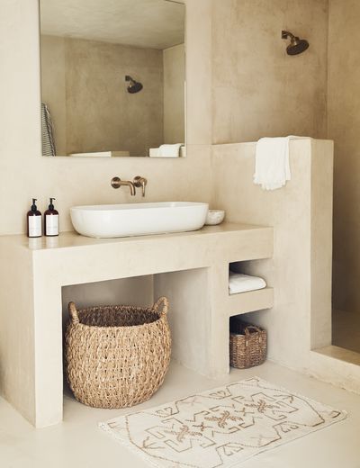 Miroir de salle de bain, style, taille et forme: Comment choisir
