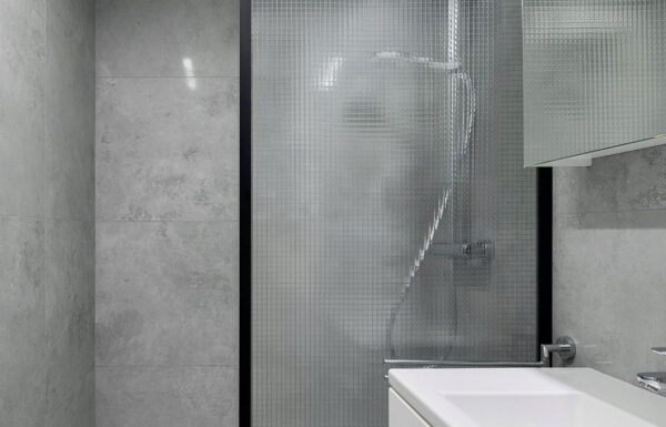 Une douche sur mesure pour sublimer votre salle de bain