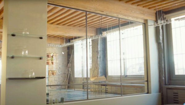 Créez vous-même une verrière pas chère pour votre intérieur